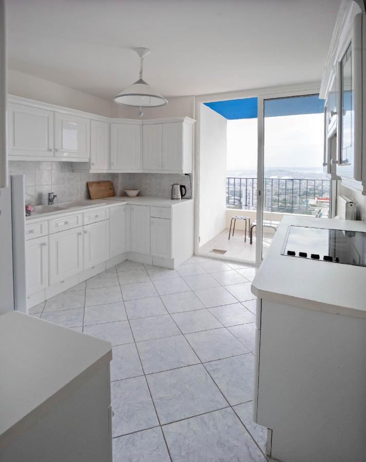 Panoramic View Of Marseille For Two Apartment Luaran gambar